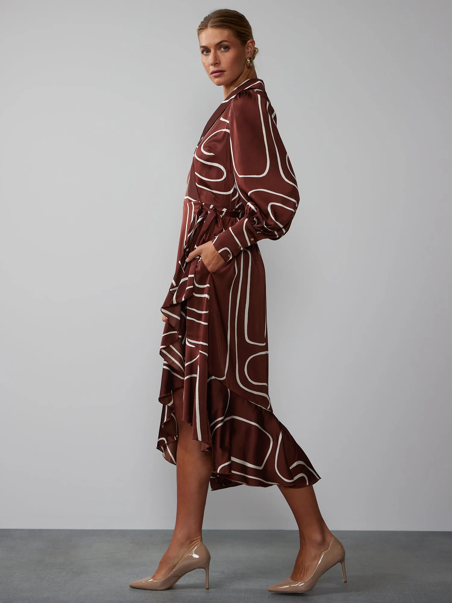 Long Sleeve Abstract Wave Print Dress