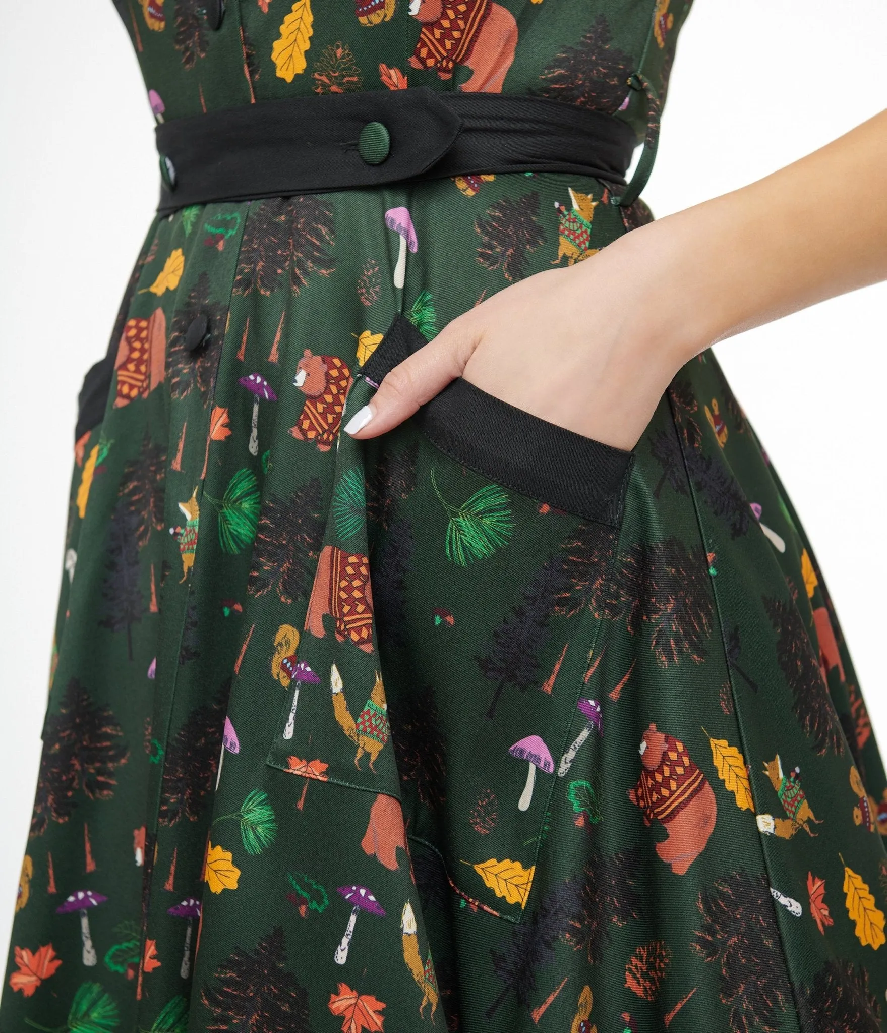 Unique Vintage 1940s Forest Green Woodland Creature Hedda Swing Dress