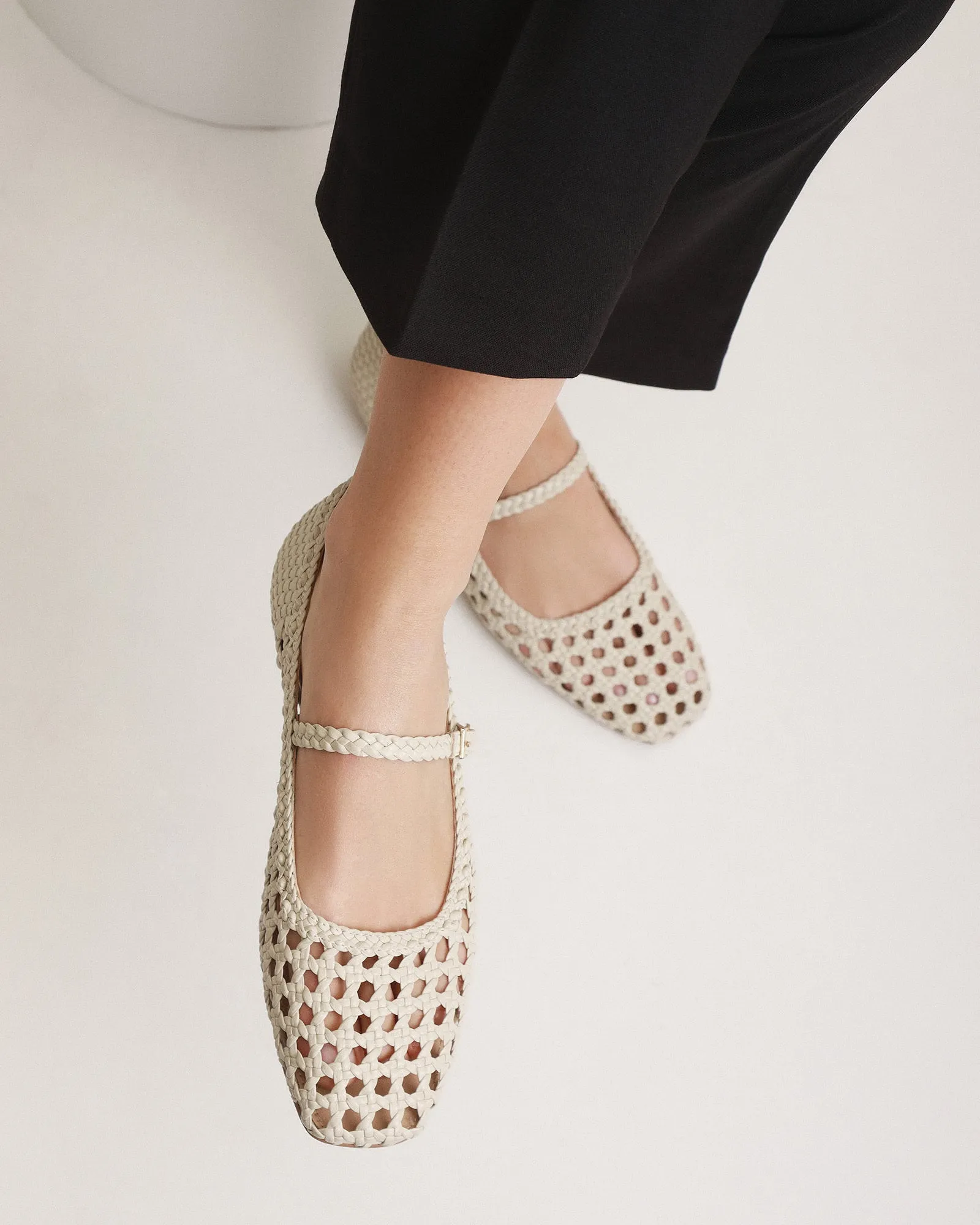 WILLIS CASUAL FLATS OFF WHITE LEATHER